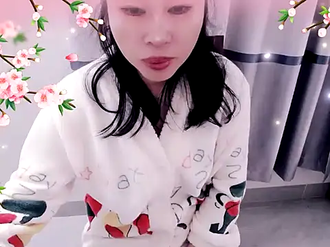 Snapshot of xiaoxuer chatting on 13, 12, 2024 xiaoxuer online show from 13, 12, 2024