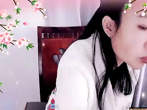 Snapshot of xiaoxuer chatting on 25, 12, 2024 xiaoxuer online show from 25, 12, 2024