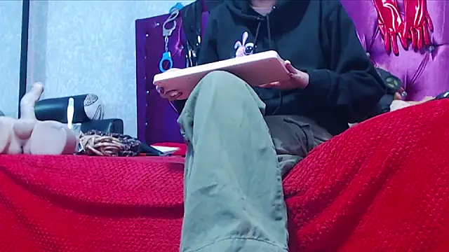 AyshaScott online show from 18, 2, 2026