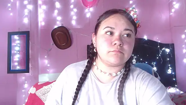 NikkiRous  online show from 7, 11, 2025