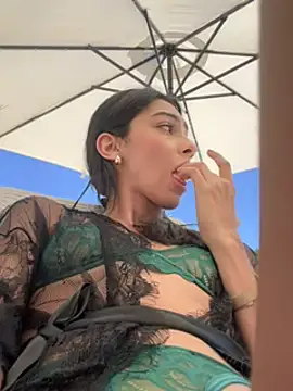 Snapshot of Ema_azel chatting on 22, 1, 2025 Ema azel online show from 22, 1, 2025