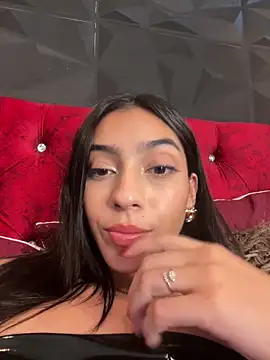 Snapshot of Ema_azel chatting on 8, 3, 2025 Ema azel online show from 8, 3, 2025