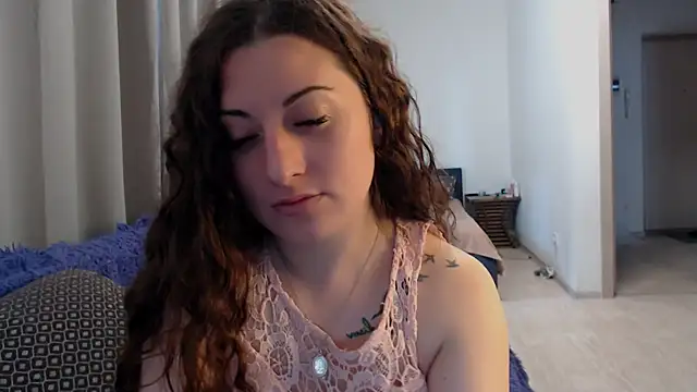 Helen Adams  online show from 27, 6, 2026