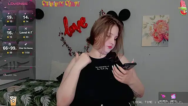 Crystal Chris online show from 28, 2, 2025