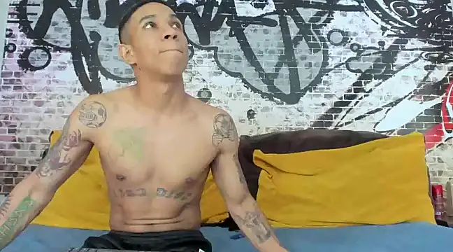 its me miley online show from 29, 1, 2025