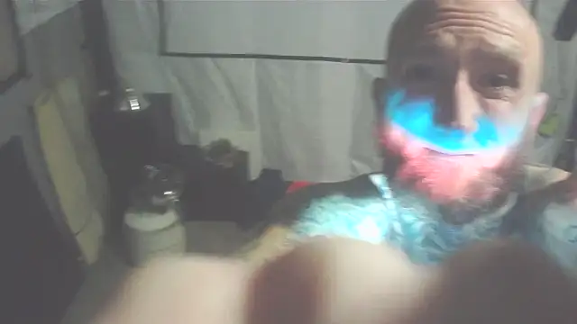 Snapshot of Smurfschmidt chatting on 18, 12, 2025 Smurfschmidt online show from 18, 12, 2025