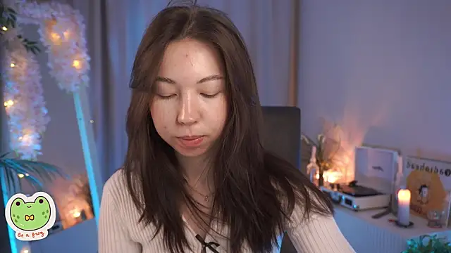 Snapshot of Sarah_Son chatting on 7, 3, 2025 Sarah Son online show from 7, 3, 2025