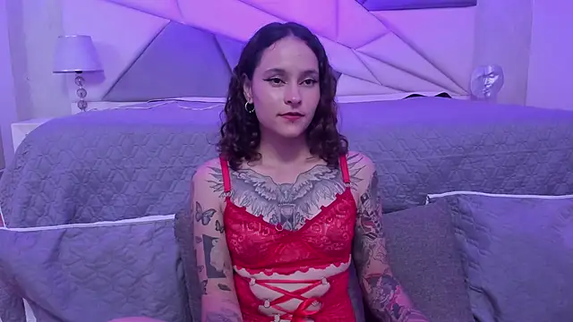 AnnyThompson  online show from 7, 12, 2024