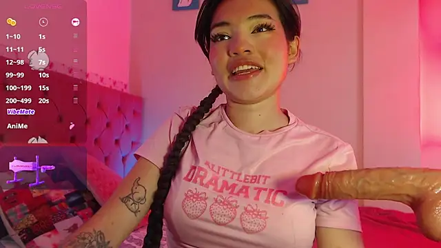 lauvelez   online show from 17, 4, 2026