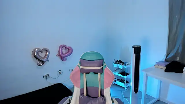 WandaDoll online show from 17, 2, 2025