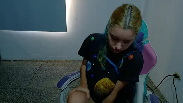 Snapshot of WandaDoll chatting on 8, 2, 2026 WandaDoll online show from 8, 2, 2026