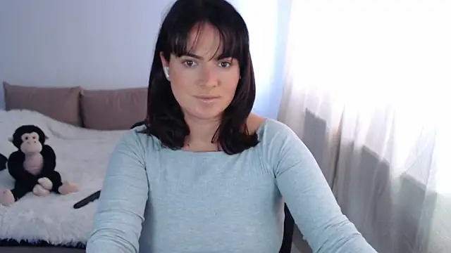 Snapshot of ChloeJewel1 chatting on 19, 4, 2026 ChloeJewel1 online show from 19, 4, 2026