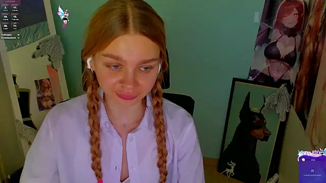 Molly sweetie online show from 19, 12, 2024