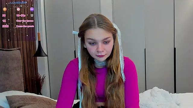 Molly sweetie online show from 3, 11, 2025