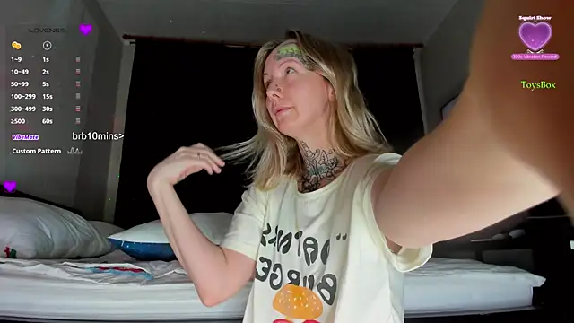 HunnyWifey online show from 30, 3, 2026