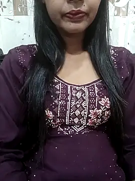 Snapshot of Yours-Bebo chatting on 4, 3, 2025 Yours-Bebo online show from 4, 3, 2025