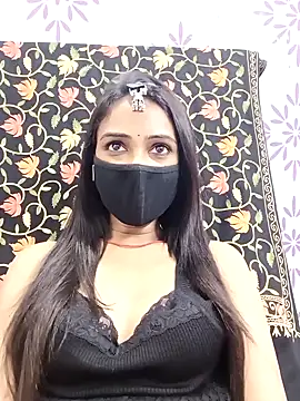 Snapshot of Yours-Bebo chatting on 8, 3, 2025 Yours-Bebo online show from 8, 3, 2025