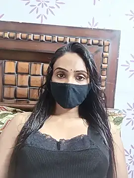 Snapshot of Yours-Bebo chatting on 8, 6, 2026 Yours-Bebo online show from 8, 6, 2026