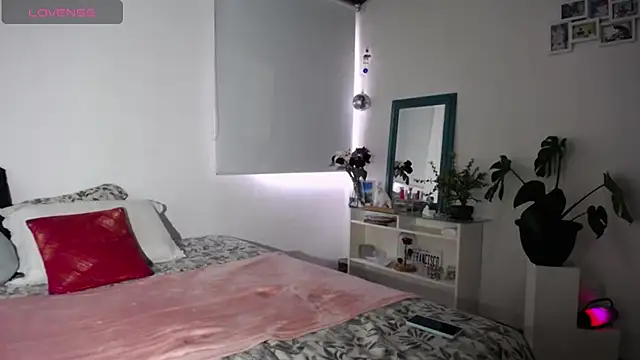 Snapshot of _Lalaa chatting on 28, 10, 2025 Lalaa online show from 28, 10, 2025