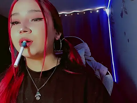 Snapshot of madisonx17 chatting on 9, 11, 2025 madisonx17 online show from 9, 11, 2025