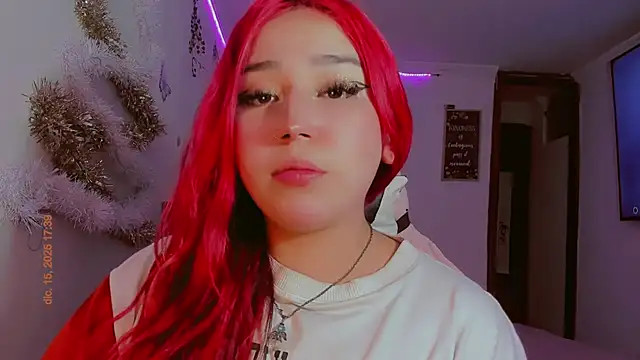 Snapshot of madisonx17 chatting on 15, 12, 2025 madisonx17 online show from 15, 12, 2025