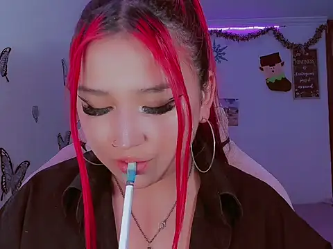 Snapshot of madisonx17 chatting on 14, 1, 2026 madisonx17 online show from 14, 1, 2026