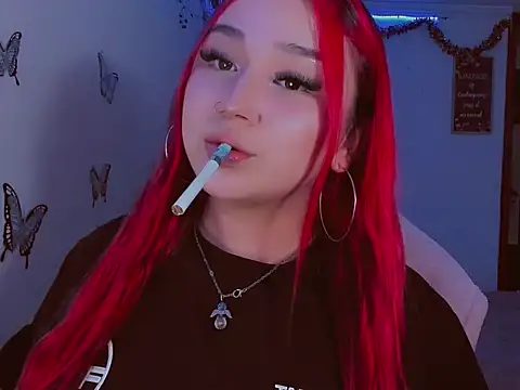 Snapshot of madisonx17 chatting on 7, 2, 2026 madisonx17 online show from 7, 2, 2026