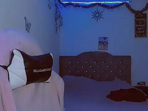 Snapshot of madisonx17 chatting on 25, 2, 2026 madisonx17 online show from 25, 2, 2026