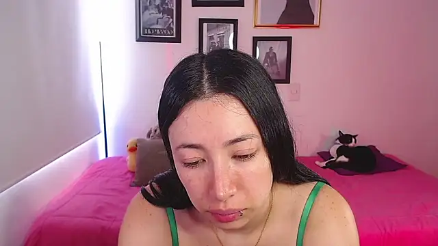 lilyy evanss online show from 26, 2, 2025