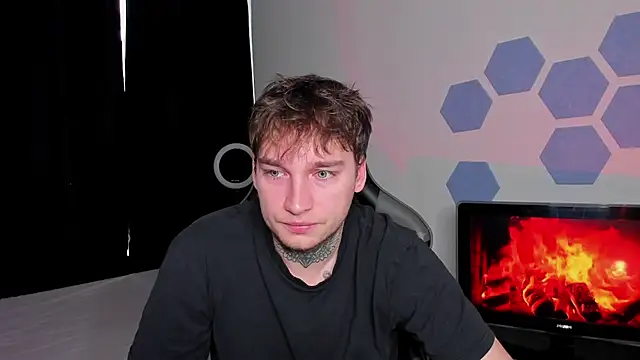 Chris Tyson online show from 7, 10, 2025