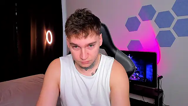 Chris Tyson online show from 28, 11, 2025