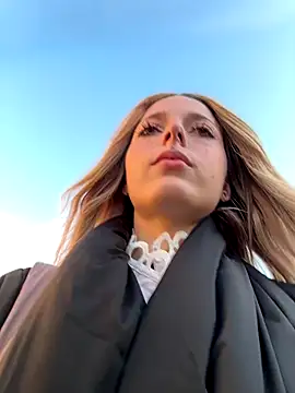 LoraaDoll online show from 1, 10, 2025