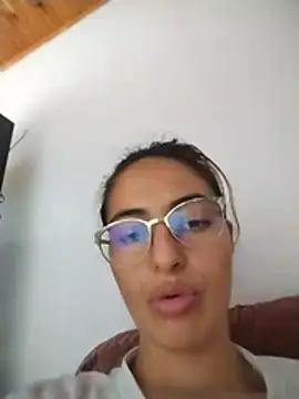 Snapshot of Kate_lorens9 chatting on 4, 8, 2026 Kate lorens9 online show from 4, 8, 2026