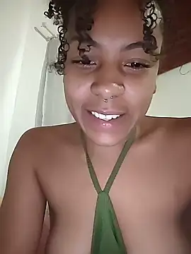 Julia Pretinha online show from 24, 11, 2025