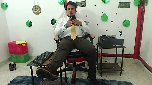 Snapshot of KalethBigDick chatting on 15, 6, 2026 KalethBigDick online show from 15, 6, 2026