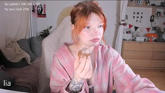 Snapshot of lil_lia chatting on 22, 2, 2026 lil lia online show from 22, 2, 2026