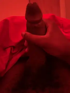 Snapshot of tatou18 chatting on 1, 3, 2026 tatou18 online show from 1, 3, 2026