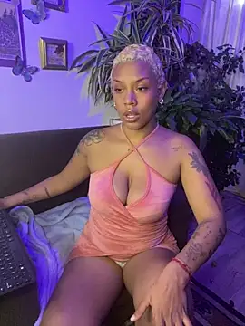 Snapshot of haiiley_more chatting on 13, 3, 2025 haiiley more online show from 13, 3, 2025