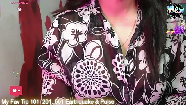Snapshot of Athena_0 chatting on 25, 5, 2026 Athena 0 online show from 25, 5, 2026