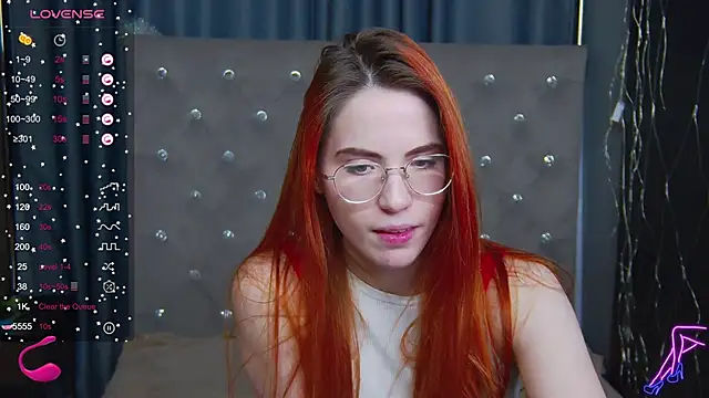 Snapshot of EmilyKents chatting on 31, 1, 2025 EmilyKents online show from 31, 1, 2025