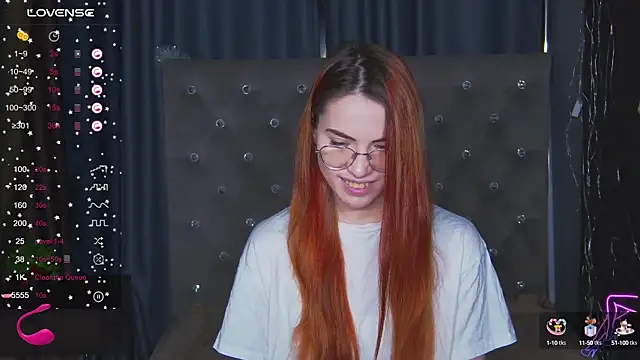 Snapshot of EmilyKents chatting on 4, 2, 2025 EmilyKents online show from 4, 2, 2025