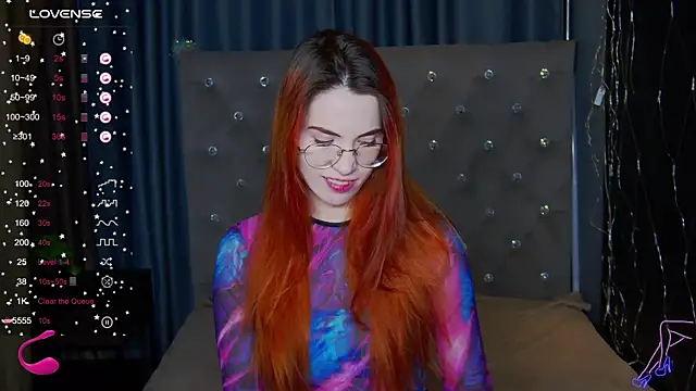 Snapshot of EmilyKents chatting on 11, 2, 2025 EmilyKents online show from 11, 2, 2025