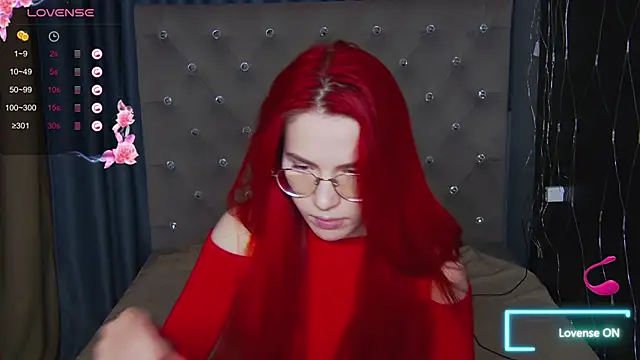 Snapshot of EmilyKents chatting on 6, 10, 2025 EmilyKents online show from 6, 10, 2025