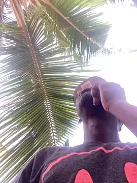 Snapshot of BigBrotherFreak chatting on 7, 4, 2026 BigBrotherFreak online show from 7, 4, 2026