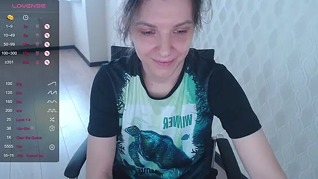 LisaHeart online show from 15, 10, 2025