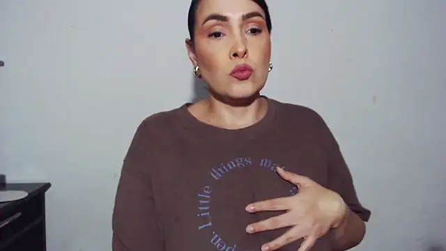 Snapshot of Miss_Agatha chatting on 30, 10, 2025 Miss Agatha online show from 30, 10, 2025