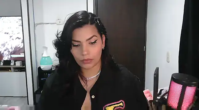 CarolinaRincon online show from 18, 3, 2025