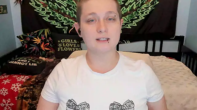 Chloenightmare online show from 26, 9, 2025