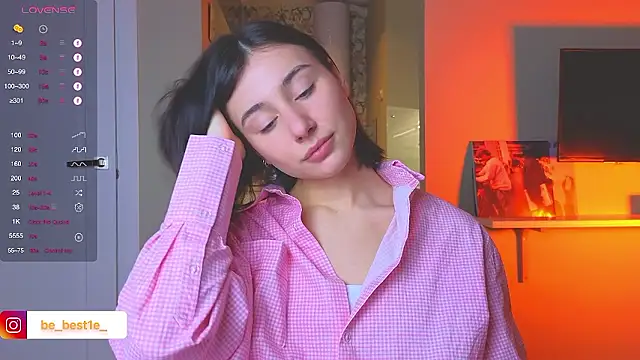 Snapshot of Vostok-6 chatting on 3, 12, 2024 Vostok-6 online show from 3, 12, 2024