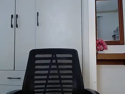 queencydoll online show from 23, 2, 2026